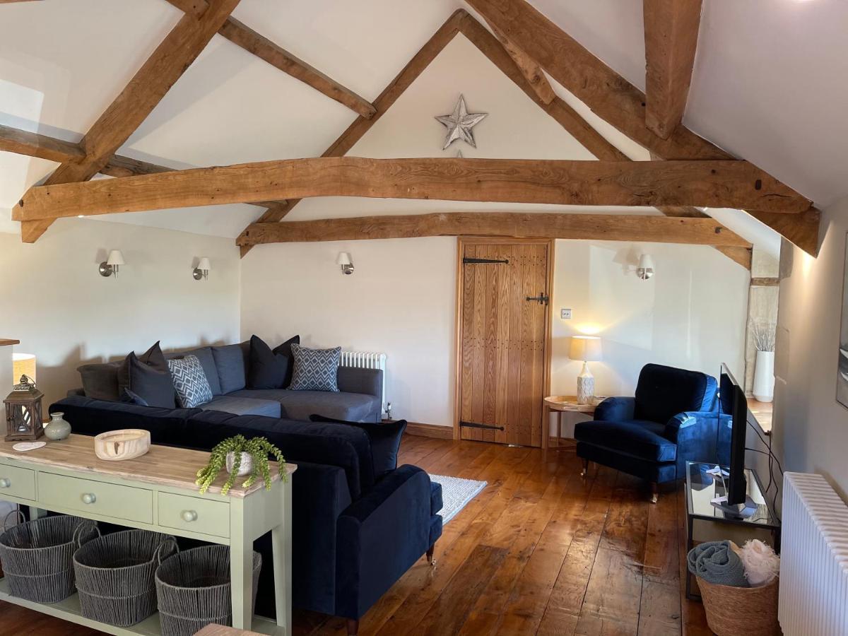 The Cider Barn - Spacious First Floor Apartment Set Within Barn Conversion Cheltenham Exteriör bild